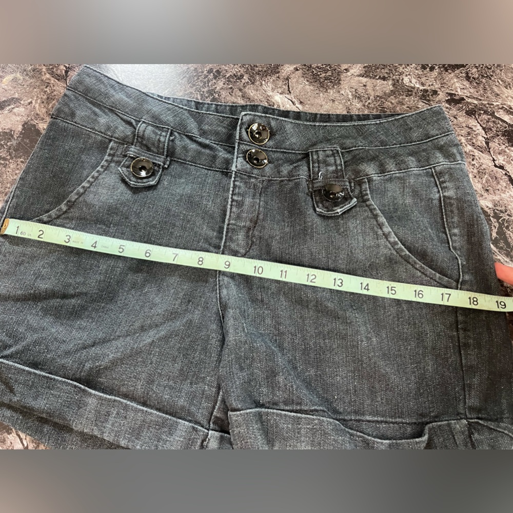 Maurice’s Shorts
